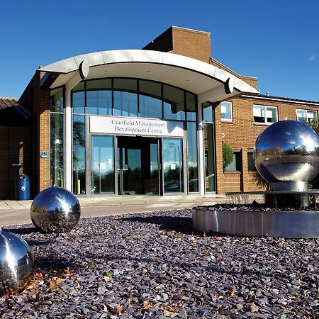 Готель Cranfield Management Development Centre Екстер'єр фото